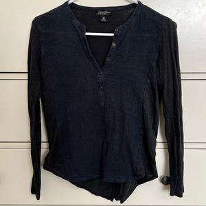 Lucky Brand long sleeve size XS